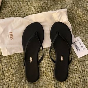 NWT TKEES Liners